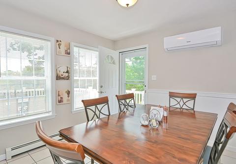 81 Uxbridge, Mendon, MA 01756 photo 5