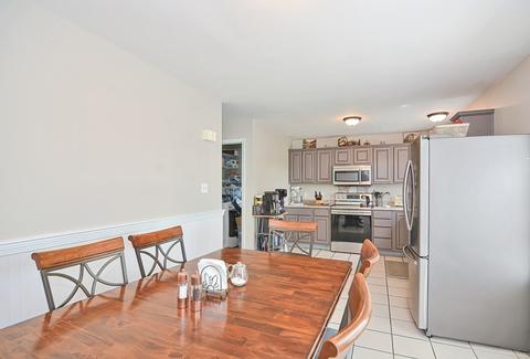 81 Uxbridge, Mendon, MA 01756 photo 3