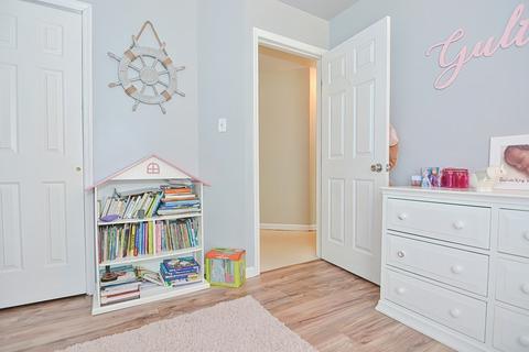81 Uxbridge, Mendon, MA 01756 photo 26