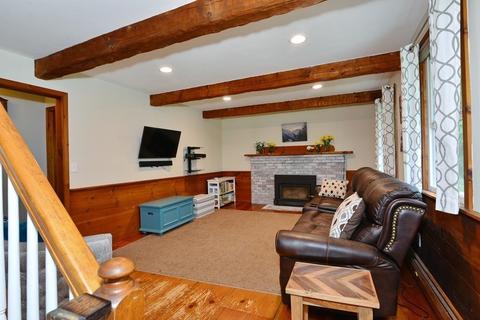 69 Walnut St, Upton, MA 01568 photo 7