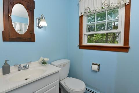 69 Walnut St, Upton, MA 01568 photo 18