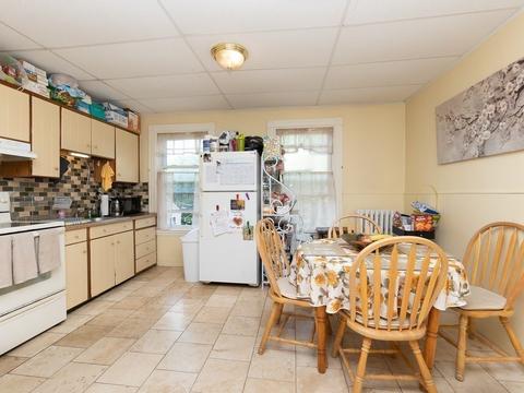 14 Smythe St, Brookline, MA 02445 photo 8