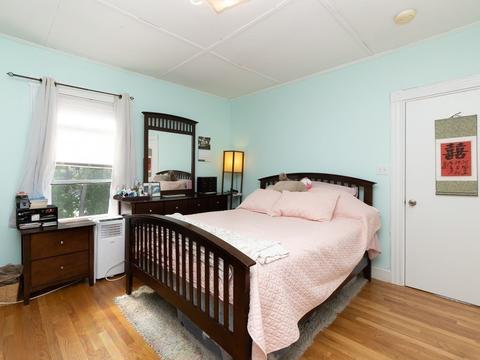 14 Smythe St, Brookline, MA 02445 photo 4