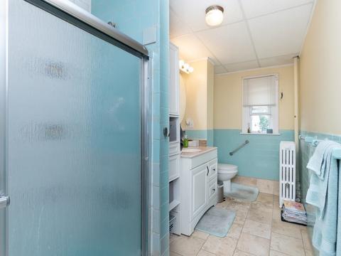 14 Smythe St, Brookline, MA 02445 photo 5