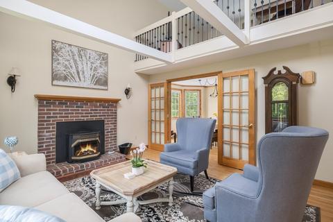 509 Center St, Raynham, MA 02767 photo 5