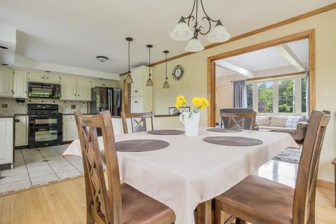 509 Center St, Raynham, MA 02767 photo 8