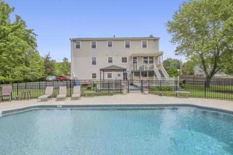 509 Center St, Raynham, MA 02767 photo 2