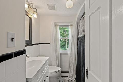 58 Farrar Ave, Worcester, MA 01604 photo 32