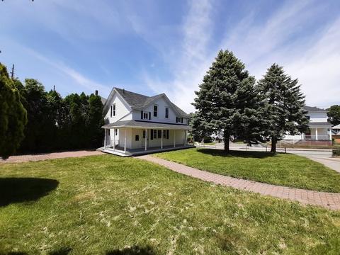 101 Downing St, Fall River, MA 02723 photo 4