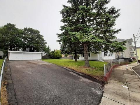 101 Downing St, Fall River, MA 02723 photo 6