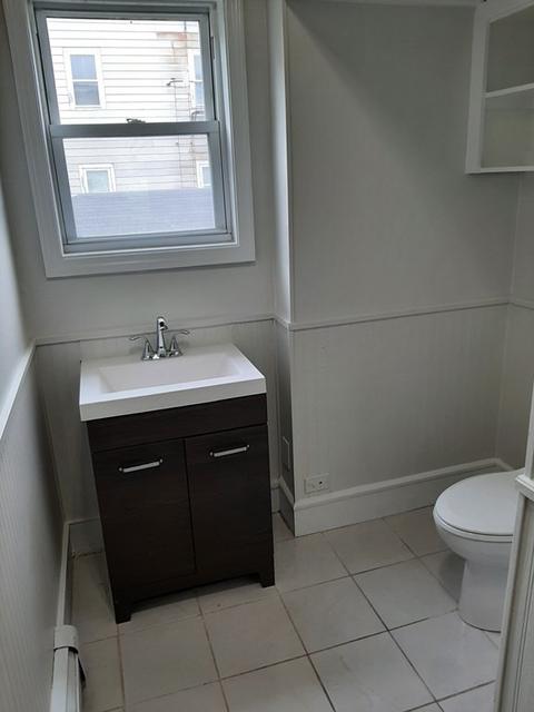 101 Downing St, Fall River, MA 02723 photo 9