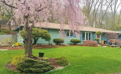 40 Donna Rd, Framingham, MA 01701 photo 2
