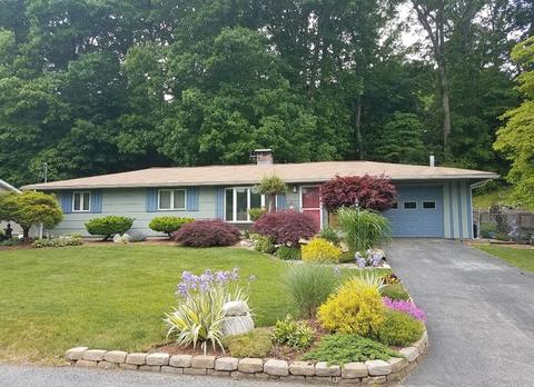 40 Donna Rd, Framingham, MA 01701 photo 1
