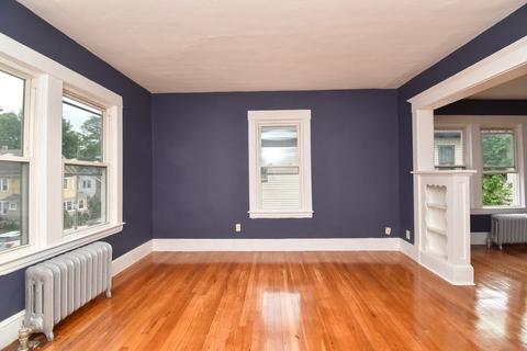 42 Shawmut St, Springfield, MA 01108 photo 7