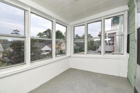 42 Shawmut St, Springfield, MA 01108 photo 17