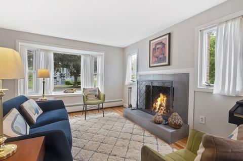 43 Shepard St, Marblehead, MA 01945 photo 10
