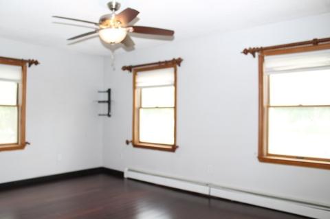 233 Savoy Ave, Springfield, MA 01104 photo 11