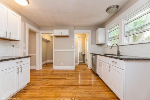 45 Powell Ave, Springfield, MA 01118 photo 8