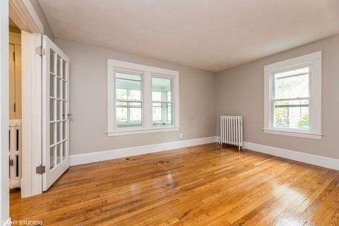 45 Powell Ave, Springfield, MA 01118 photo 5
