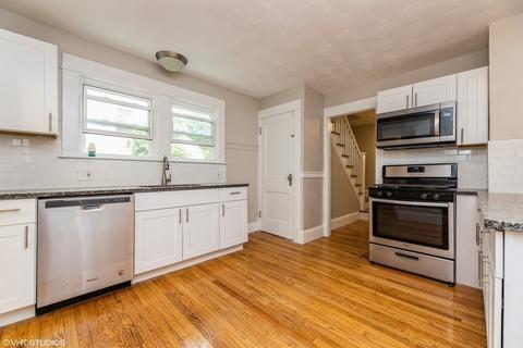 45 Powell Ave, Springfield, MA 01118 photo 2
