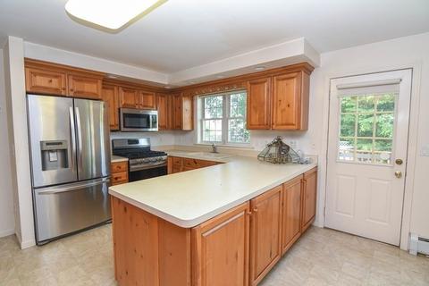 834 Mammoth Rd, Dracut, MA 01826 photo 11