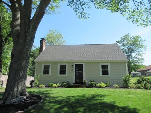 17 Lantern Ln, Dedham, MA 02026 photo 2