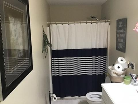 17 Nathaniel Ct, Worcester, MA 01604 photo 8
