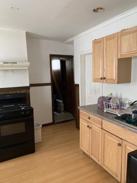 9 Lewis St, Everett, MA 02149 photo 10