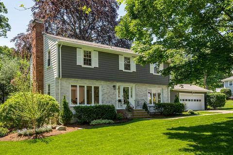 3 Manor Dr, Hingham, MA 02043 photo 3
