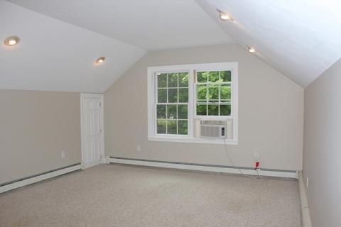 47 School St, Upton, MA 01568 photo 29