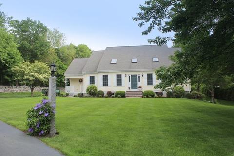 47 School St, Upton, MA 01568 photo 3