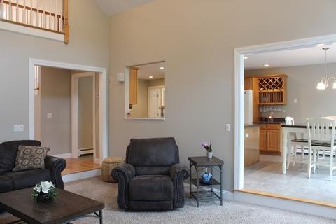47 School St, Upton, MA 01568 photo 12