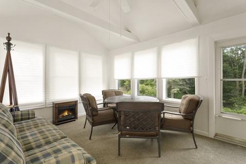 27 Elliott St, Danvers, MA 01923 photo 17