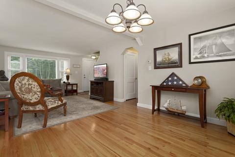 27 Elliott St, Danvers, MA 01923 photo 13