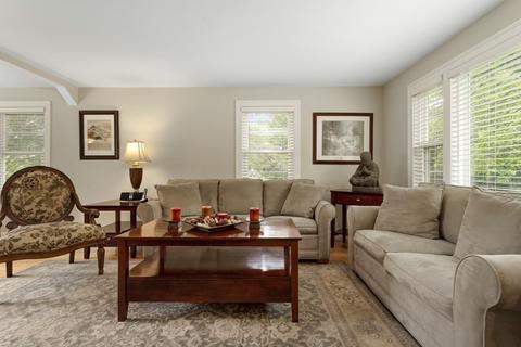 27 Elliott St, Danvers, MA 01923 photo 6