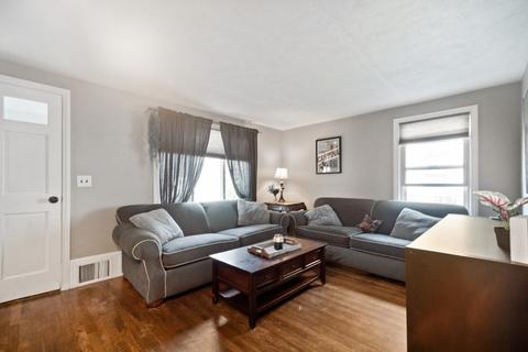 247 Dorset St, Springfield, MA 01108 photo 4