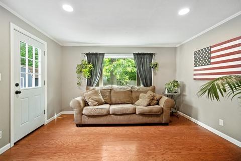 247 Dorset St, Springfield, MA 01108 photo 18