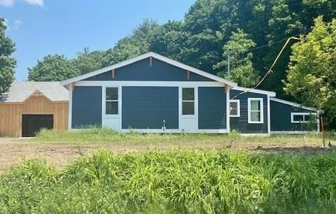 9 Main St, Rowley, MA 01969 photo 3