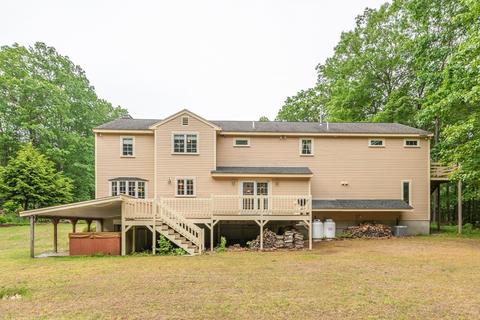 80 Tyler Rd, Townsend, MA 01469 photo 2