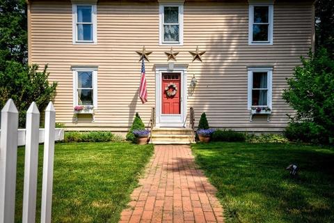 13 Station St, Upton, MA 01568 photo 2