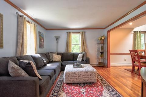 13 Station St, Upton, MA 01568 photo 10