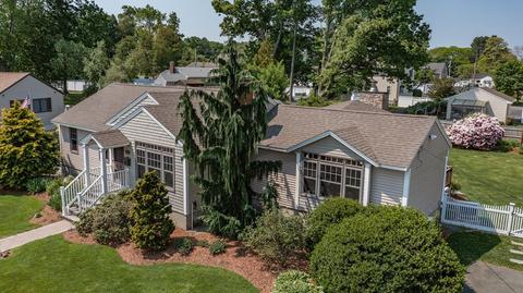 4 George Rd, Peabody, MA 01960 photo 1