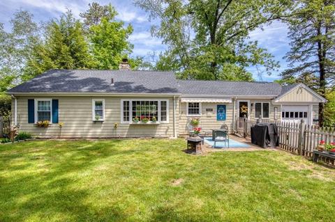 596 Roosevelt Ave, Springfield, MA 01118 photo 26