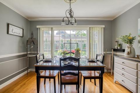 596 Roosevelt Ave, Springfield, MA 01118 photo 4