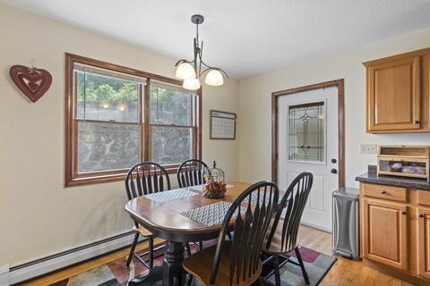 46 Taylor St #1, Gloucester, MA 01930 photo 5