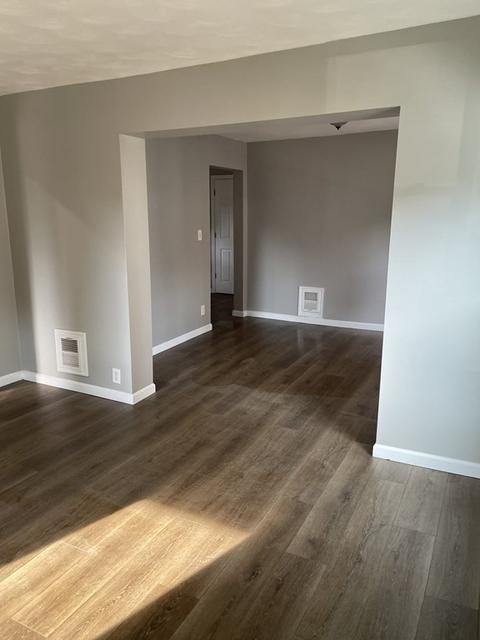 35 Middlesex St, Springfield, MA 01119 photo 8