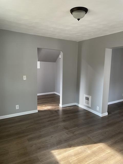 35 Middlesex St, Springfield, MA 01119 photo 7