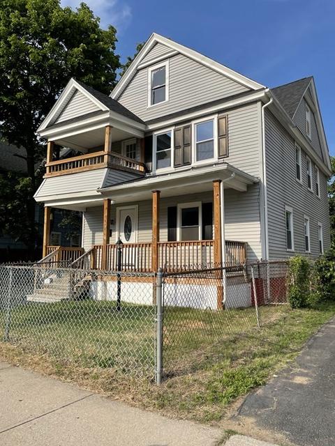 35 Middlesex St, Springfield, MA 01119 photo 1