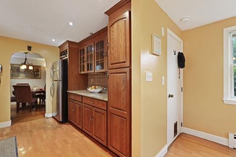 36 Bartlett Rd, Randolph, MA 02368 photo 6