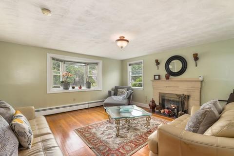 36 Bartlett Rd, Randolph, MA 02368 photo 3